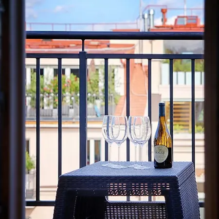 Apartamento Rooftop Appt With Castle View & Terrace *
